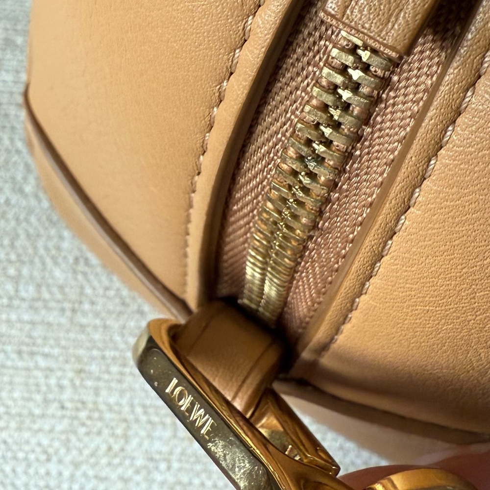 Loewe Retail-$3450 Amazona 23 Leather Bowling Bag in Warm Desert -good condition - Picture 9 of 16